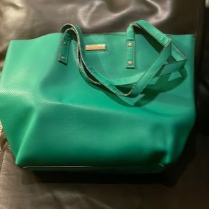 Vacation tote CUTE!!